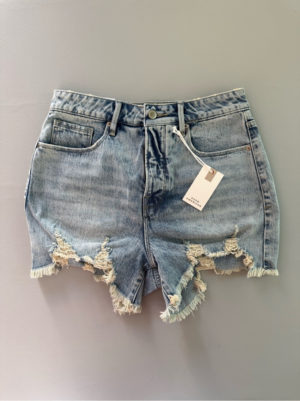 Good American Bombshell Denim Shorts Sz 6 / 28 - Distressed Bleach High Rise NEW